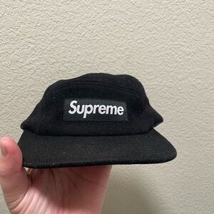 Supreme fitted hat🔥